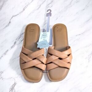 A New Day Women's Rory Criss Cross Padded Slide Sandals Light Brown Size 6.5